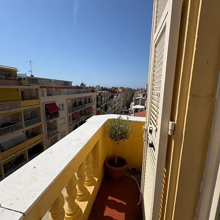 Apartment Great In *